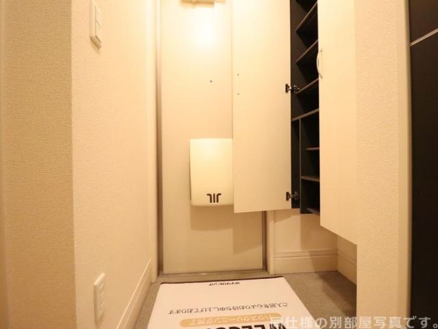 コンフォルト アンの玄関写真