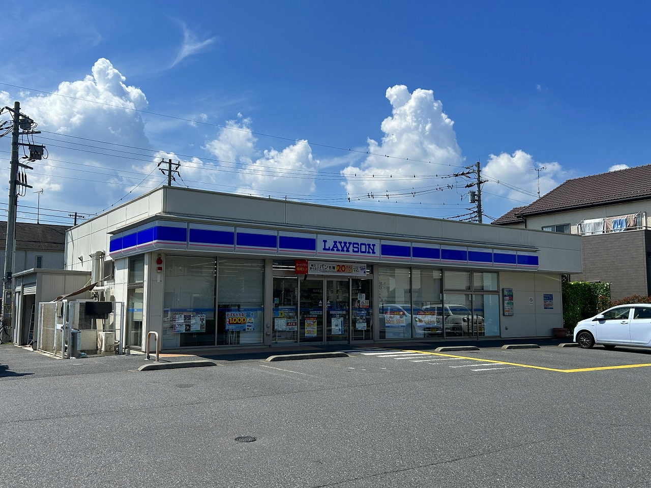 コンビニ　ローソン吉川美南店（コンビニ）まで500m
