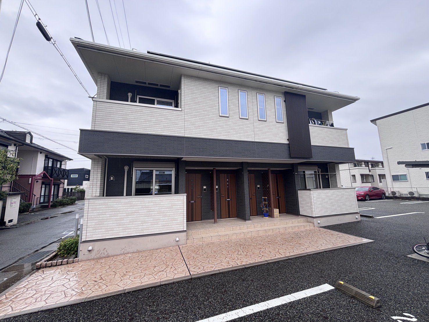 ＪＲ加古川線 滝野駅 バス乗車時間：15分 最寄りバス停で下車 徒歩4分 築10年