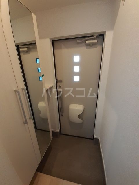 リベルテ板倉Aの玄関写真