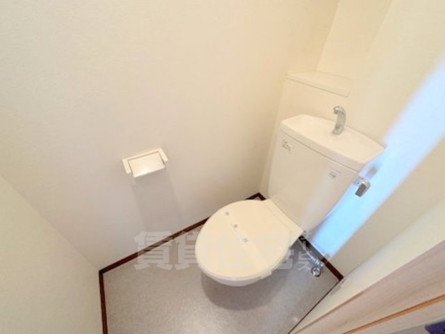 レジデンス西京極のトイレ写真