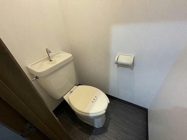 チェリーパーク五稜郭のトイレ写真
