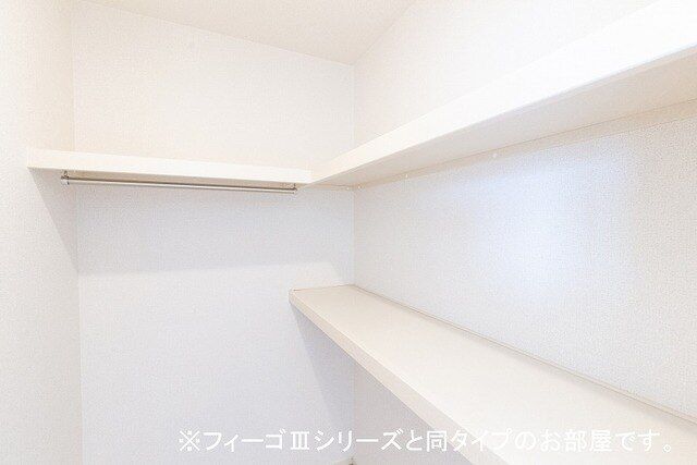 stark 桃太郎の内装写真