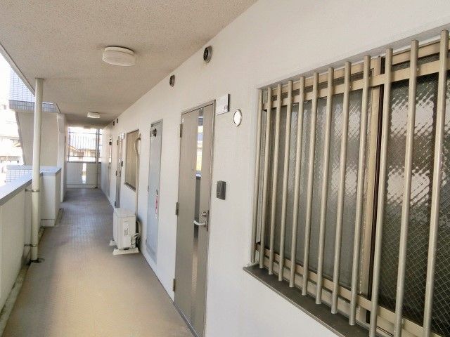 その他共有部分　【玄関】共用廊下