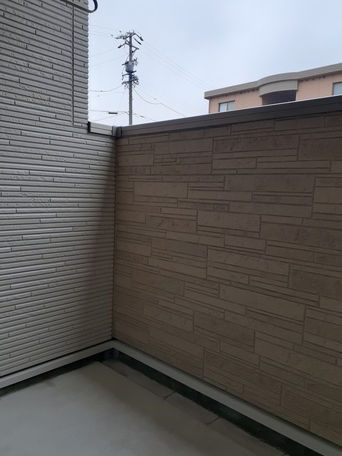 バルコニー　南東向きで日当たり良好☆
