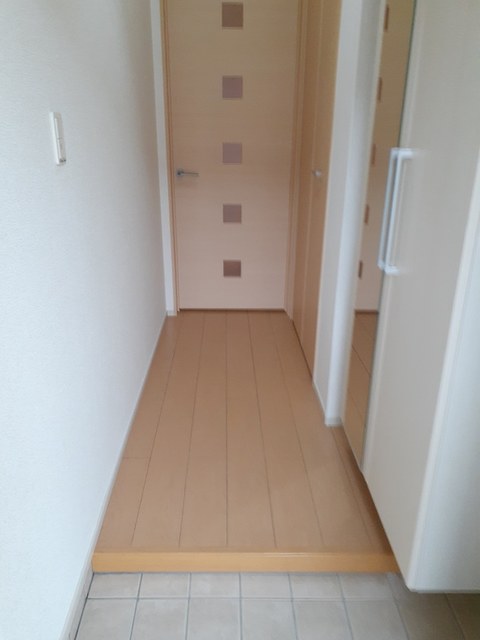 玄関　下駄箱付き☆