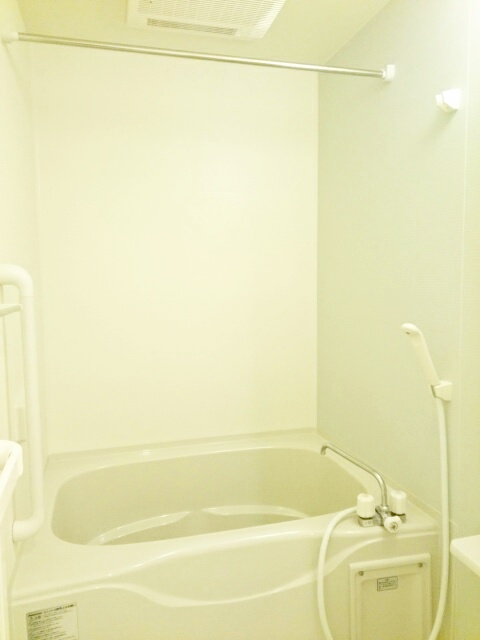コティエール湘南の風呂写真