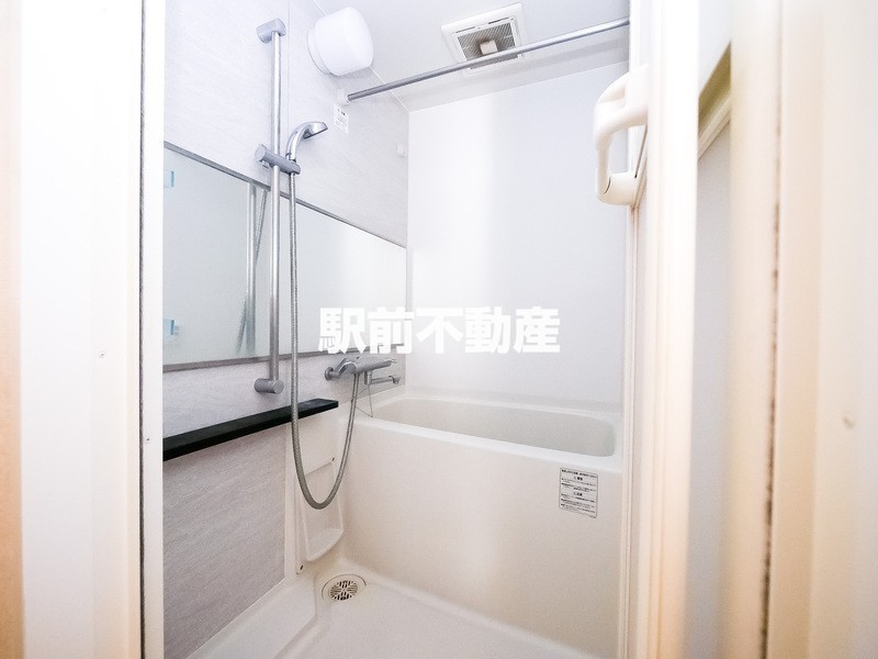 バス・シャワールーム　※同マンション別部屋