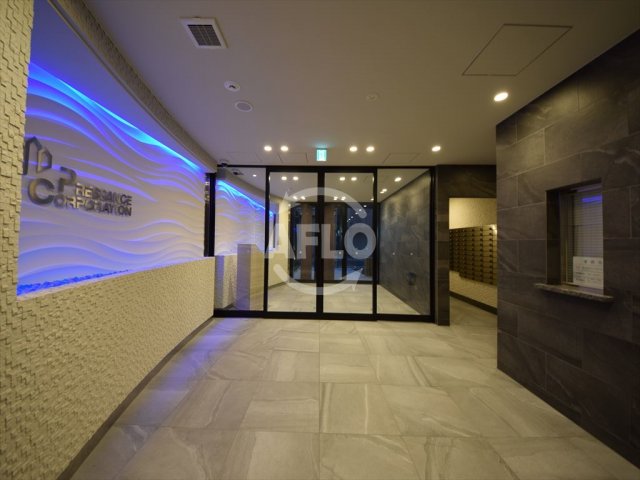 ロビー　プレサンス心斎橋ソレイユ　ロビー