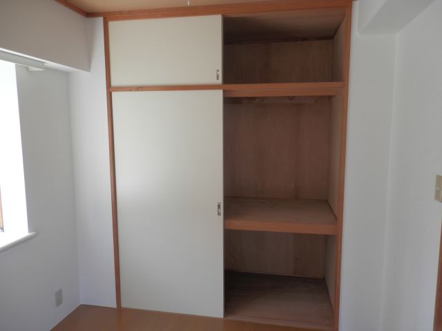 収納　洋室にある収納です。