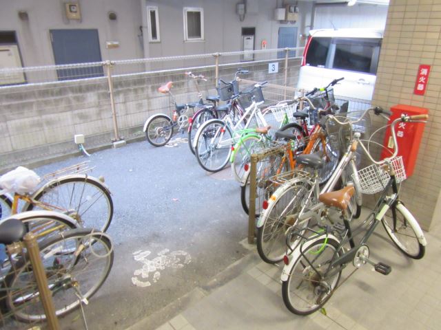 その他　敷地内駐輪場です。