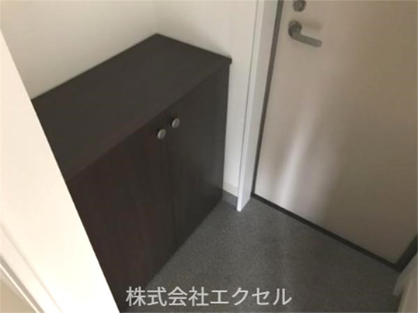 玄関　シューズボックス完備です。