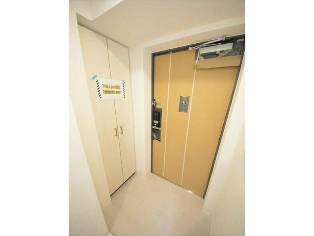 エスリード新栄デュオの玄関写真