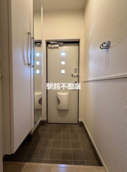 ＪＲ鹿児島本線 荒木駅 徒歩58分 2階建 築4年の玄関写真