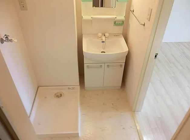 スカイパレス三ノ輪の外観写真