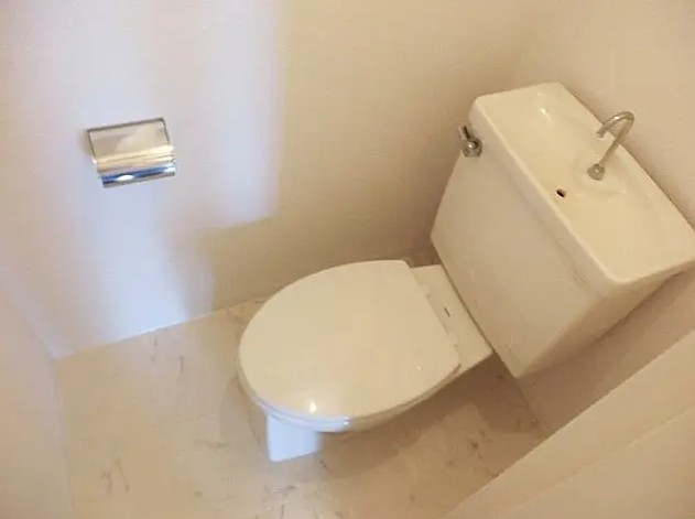 スカイパレス三ノ輪の外観写真