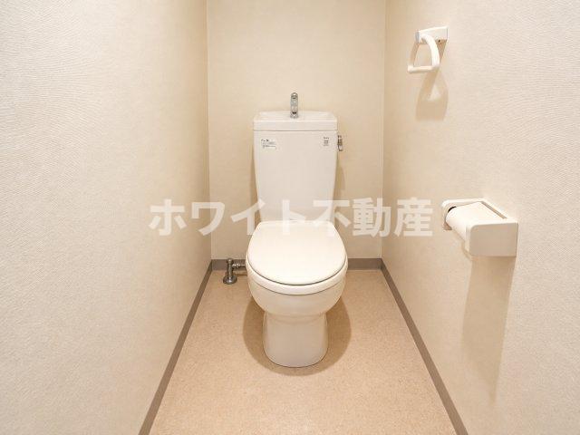 ＪＲ大阪環状線 森ノ宮駅 徒歩4分 7階建 築24年のトイレ写真