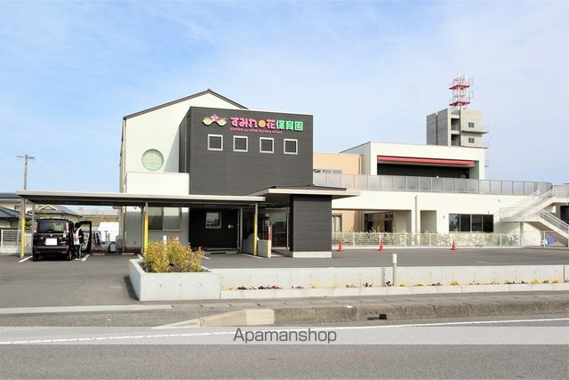 幼稚園・保育園　すみれの花保育園（幼稚園・保育園）まで1412m