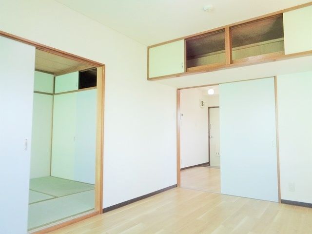 荒井ビルの内装写真