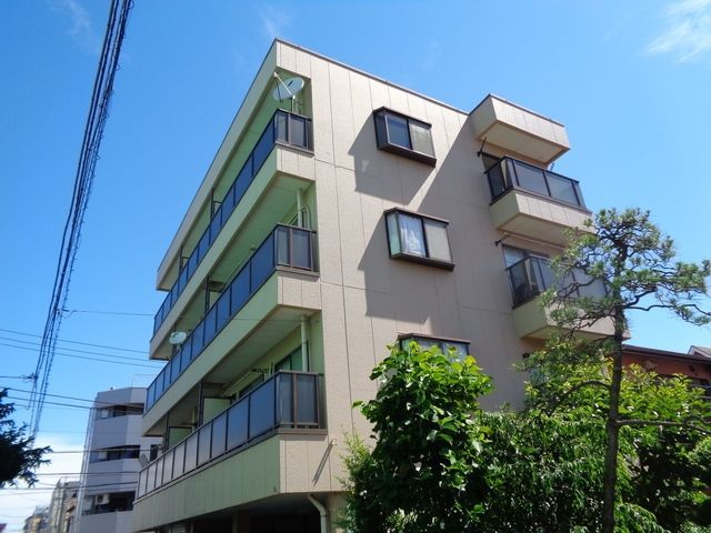 荒井ビルの外観写真
