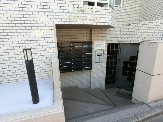 東急東横線 新丸子駅 徒歩7分 4階建 築37年の外観写真