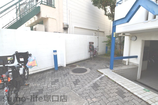 ロイヤルメゾン塚口Vの外観写真