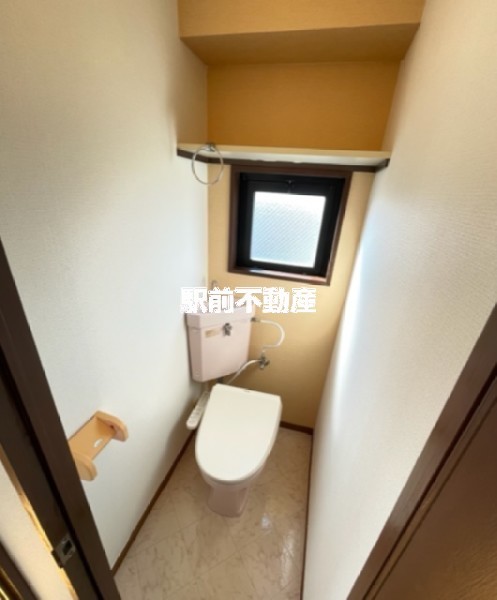 トイレ　同物件別部屋写真