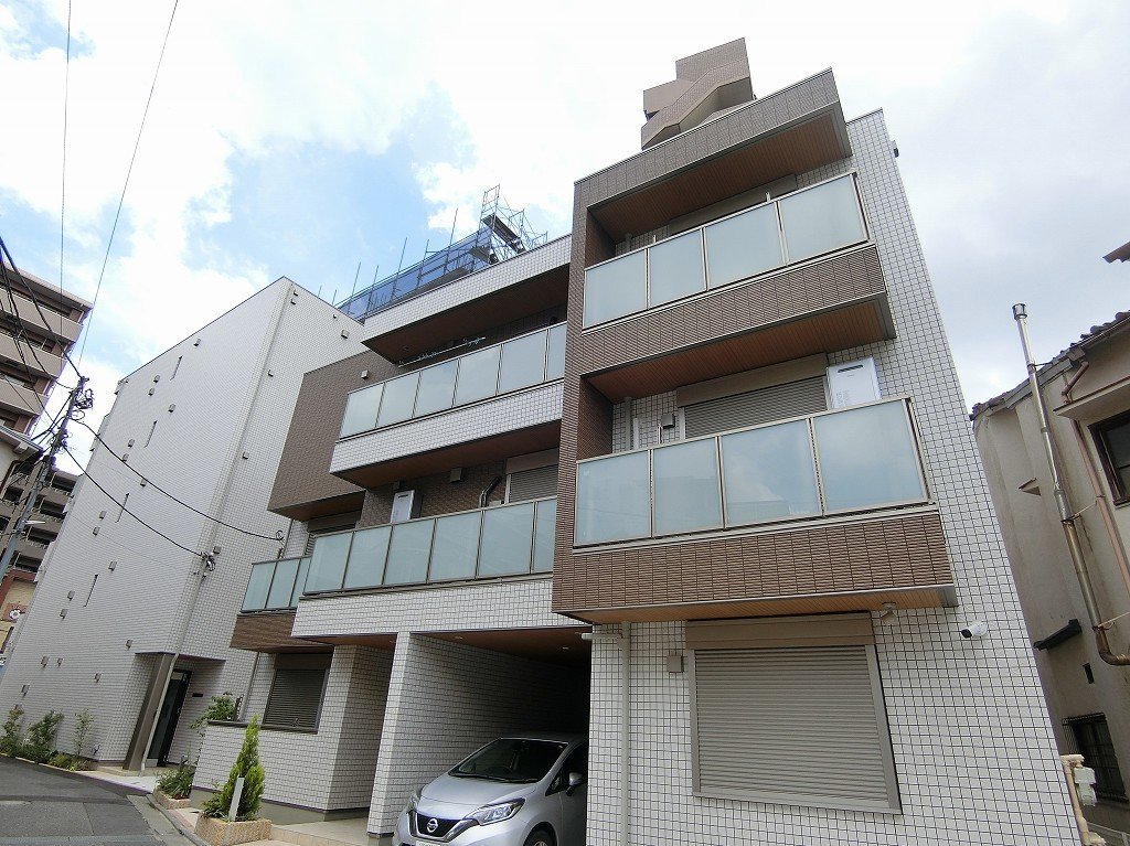 東武亀戸線 小村井駅 徒歩6分 3階建 築3年の外観写真
