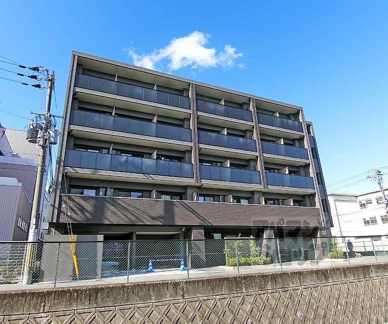アスヴェル京都四条西院の外観写真