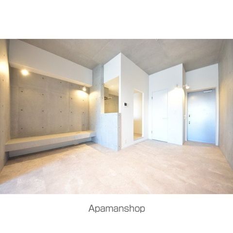 東急東横線 祐天寺駅 徒歩18分 3階建 築3年の居間写真