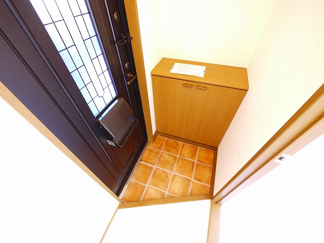 玄関　落ち着いた玄関です