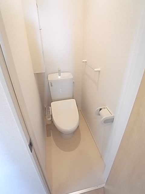 モデルノ リヴァーのトイレ写真