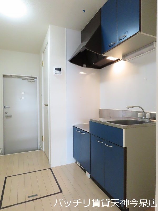 キッチン　同型タイプの為、現状を優先致します。
