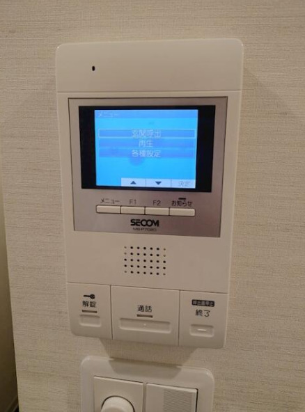 セキュリティ　モニター付きインターホンです