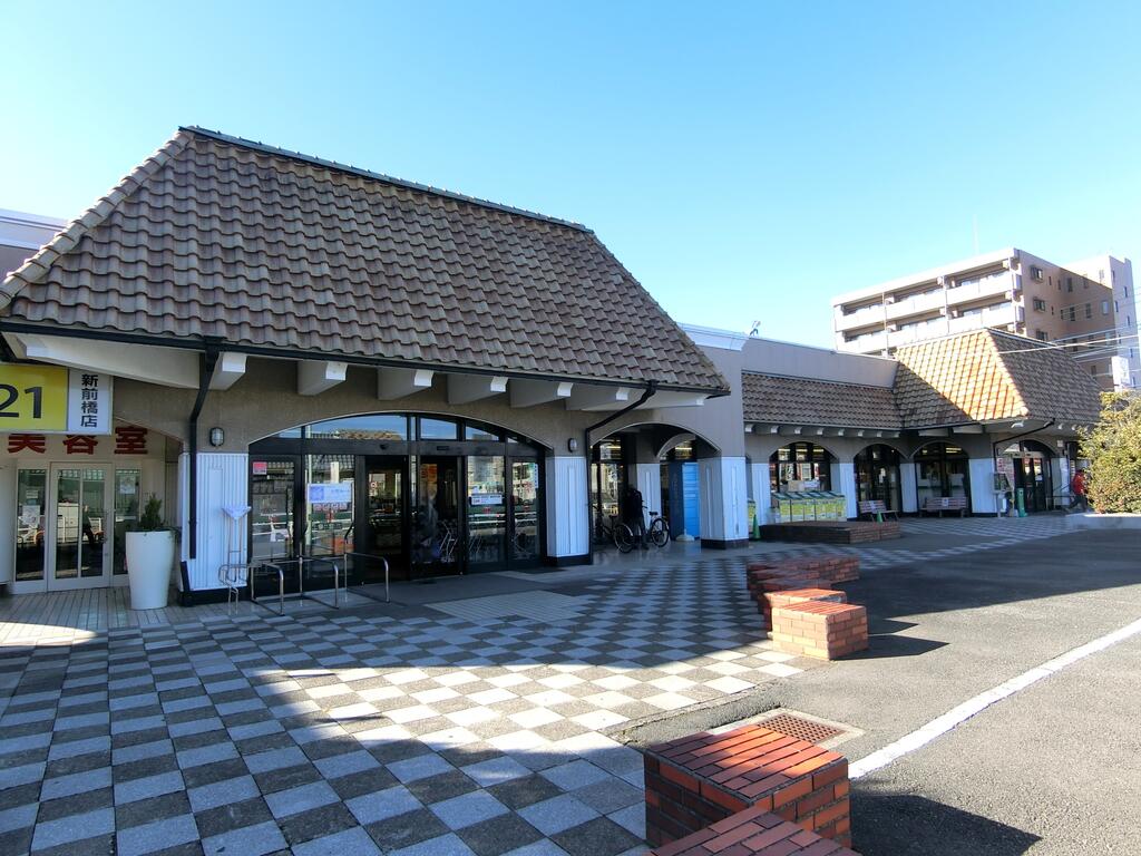 スーパー　とりせん新前橋店（スーパー）まで721m