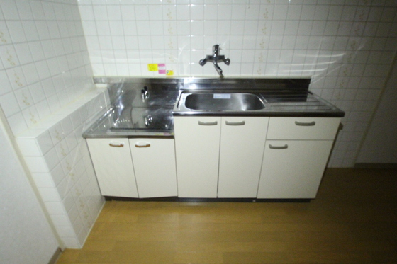 キッチン　※別部屋の写真です