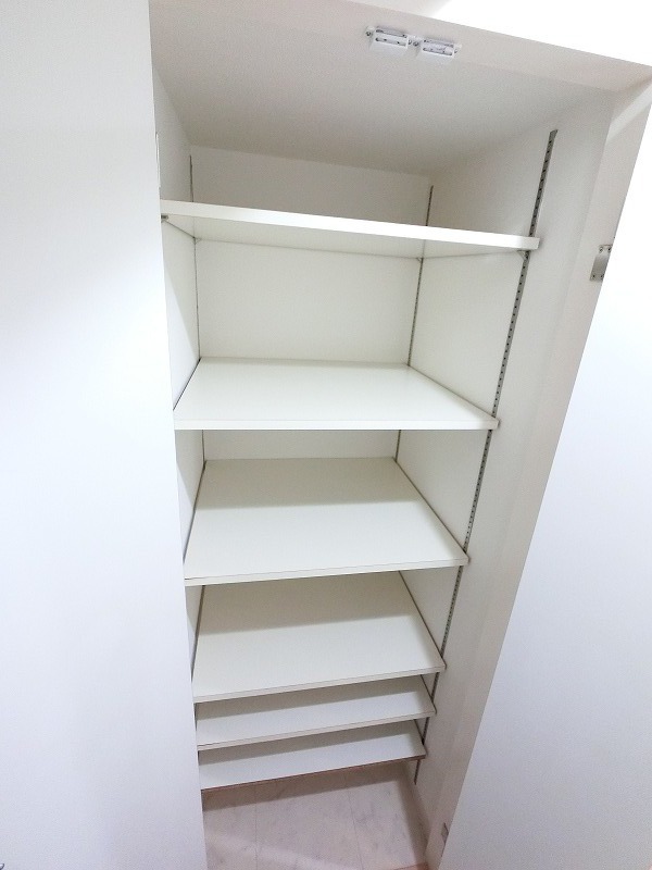 その他　室内は現況を優先します