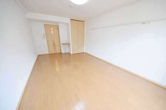 その他部屋・スペース　★お部屋は広々12.1畳★
