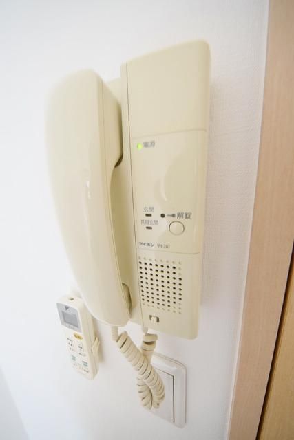 セキュリティ　★インターホンです★