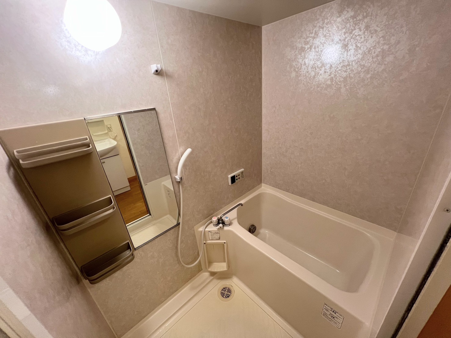 居室・リビング　クローゼットもこんなに広々！