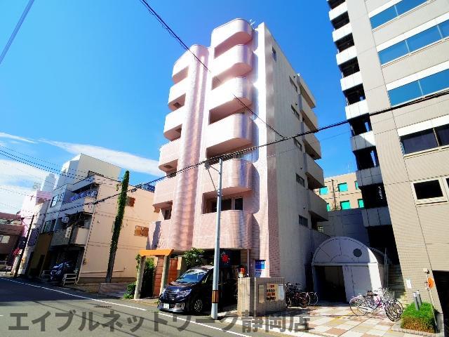 静岡市葵区常磐町のマンションの建物外観