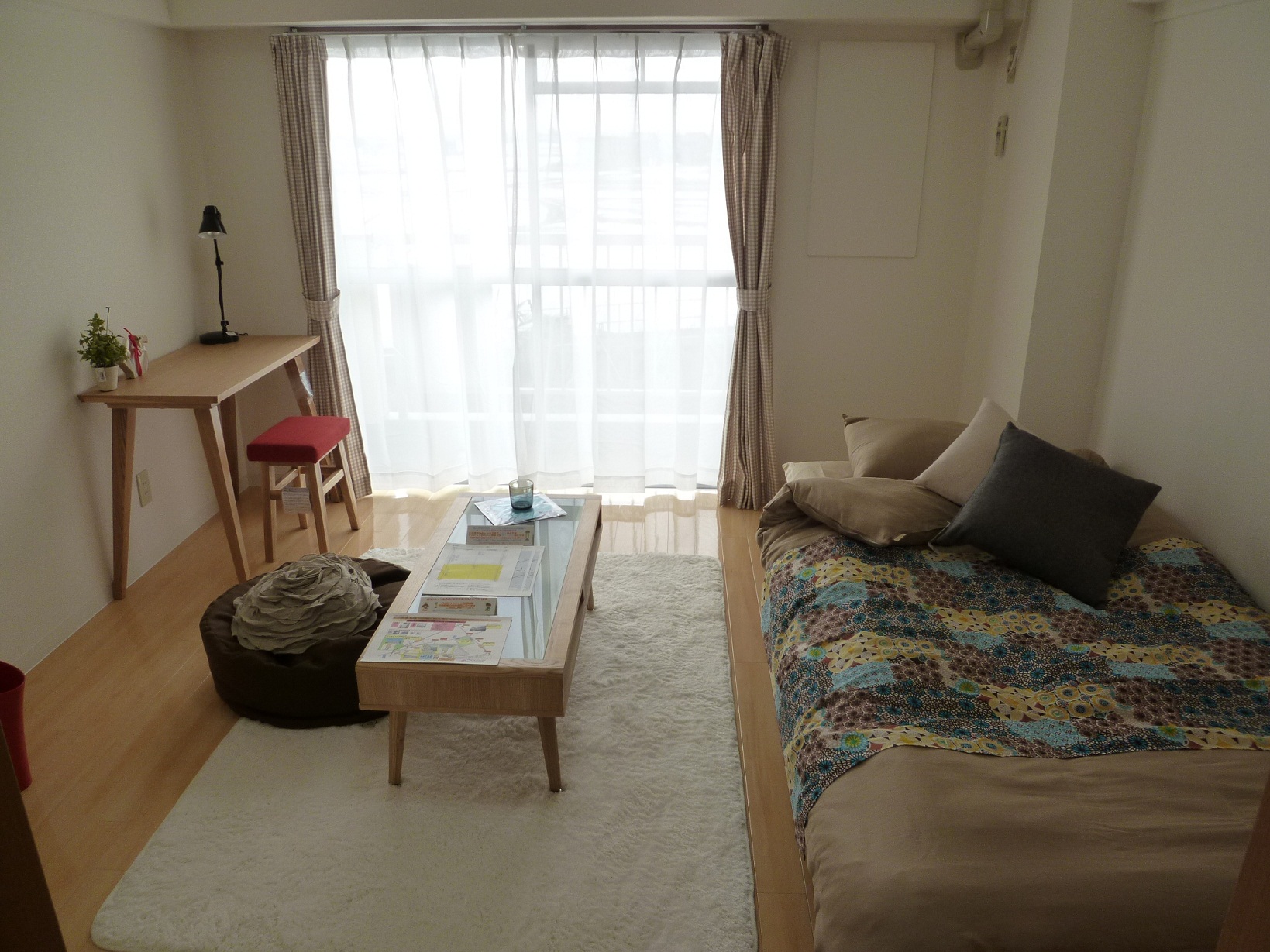 居室・リビング　家具つきモデルルーム完成～（＾ｕ＾）