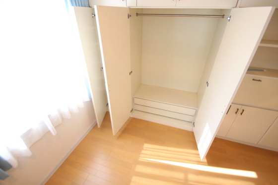 収納　※別部屋の写真です