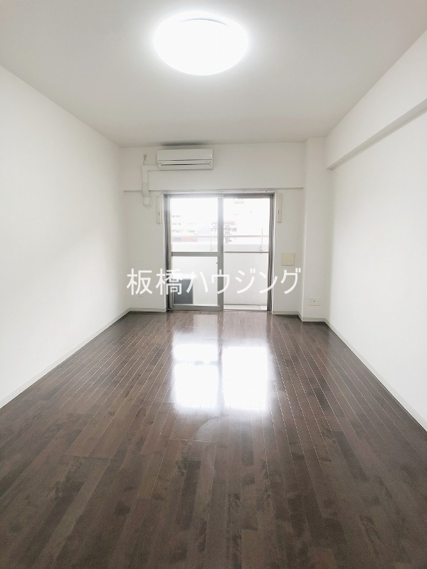 居室・リビング　洋室9.7帖