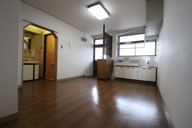 居室・リビング　写真は別号室のものです。