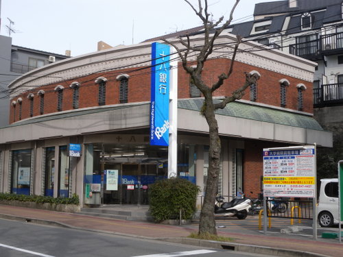 銀行　十八銀行大学病院前支店（銀行）まで576m