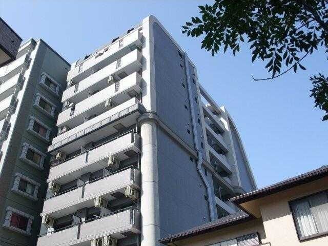 福岡市西区姪の浜のマンションの建物外観