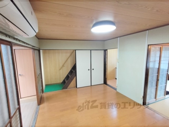 居室・リビング　洋室