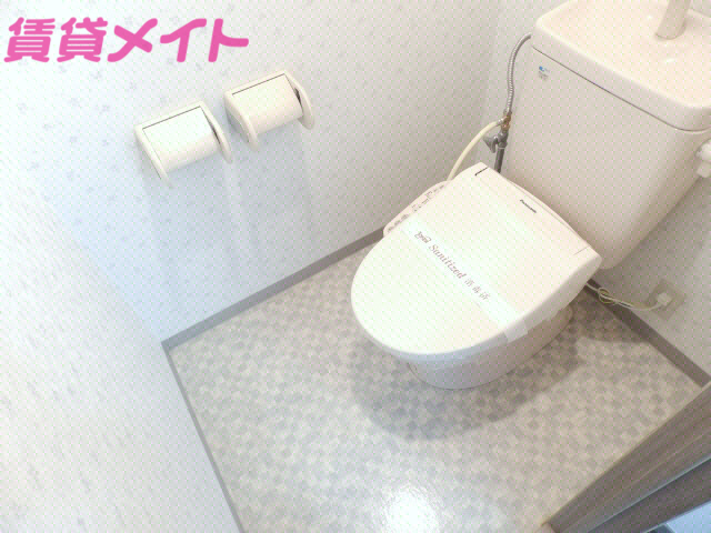 トイレ　同物件別室の画像です