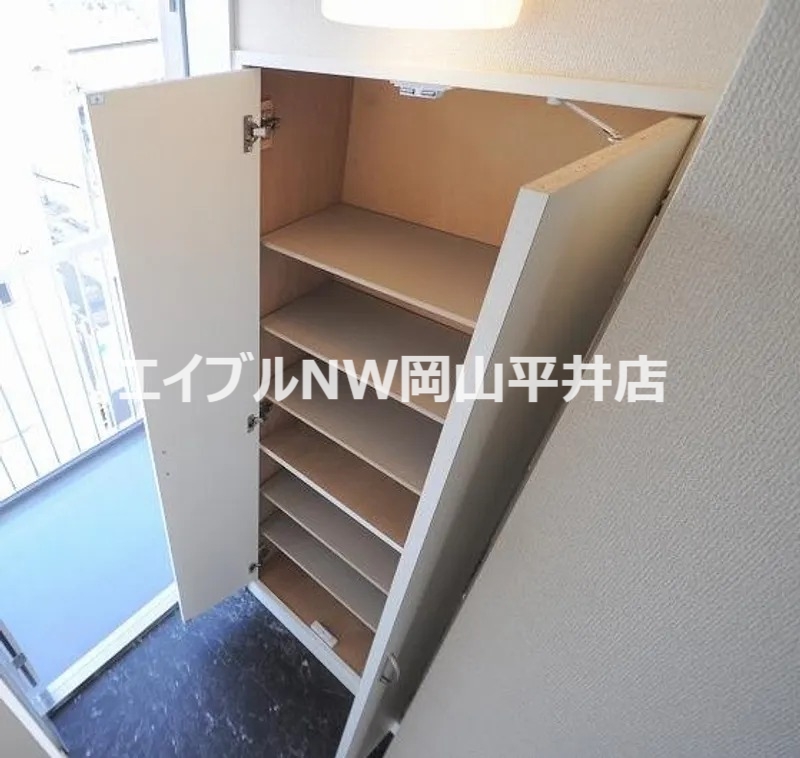 ミランダクラーラの玄関写真